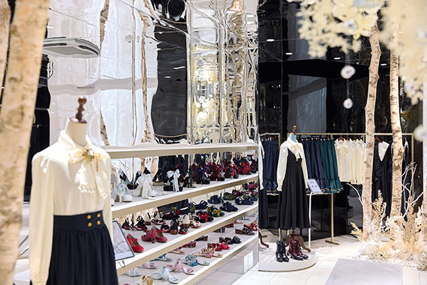 House of MAYLAの店舗空間 8